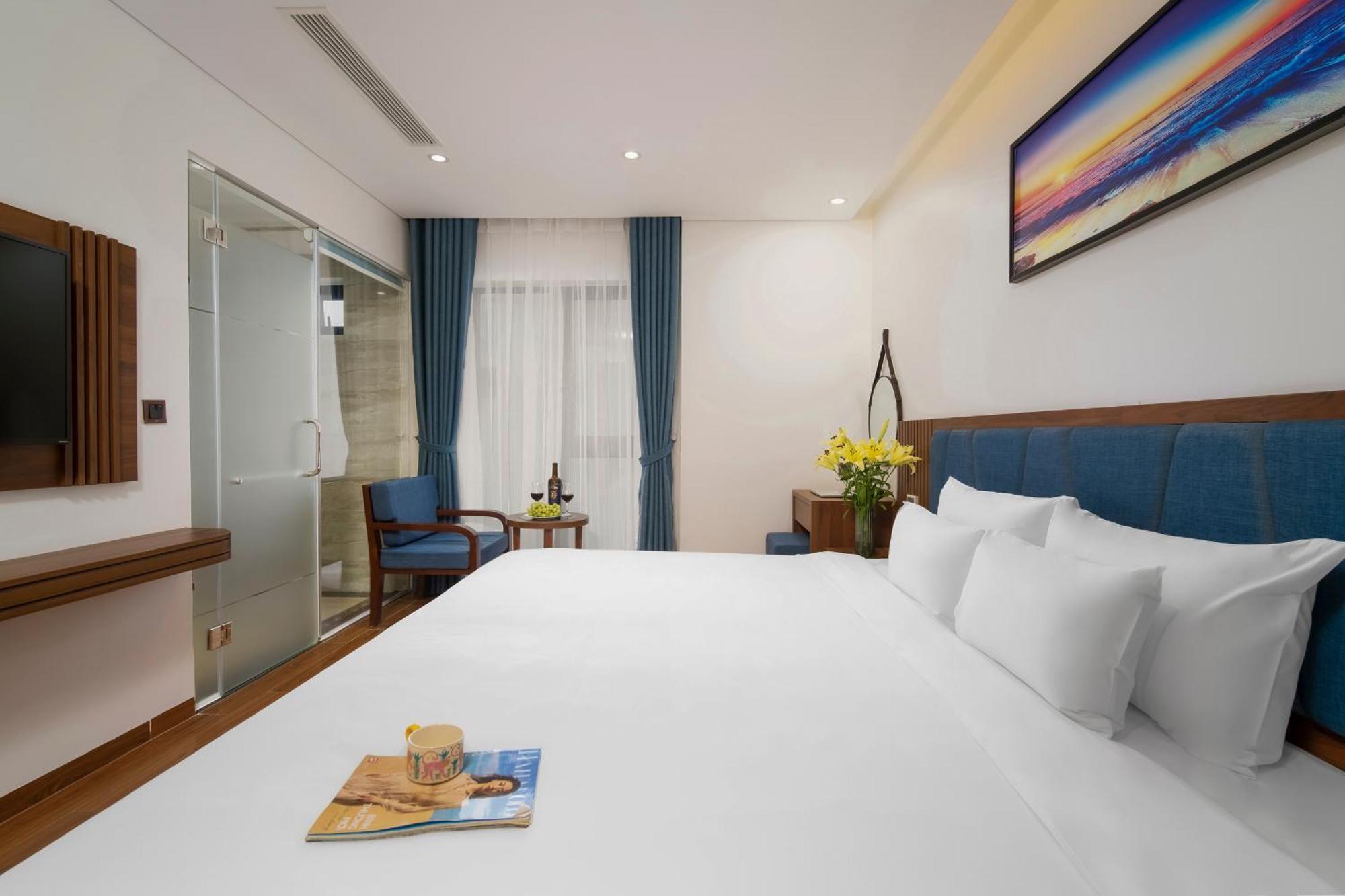 Ruby Star Hotel